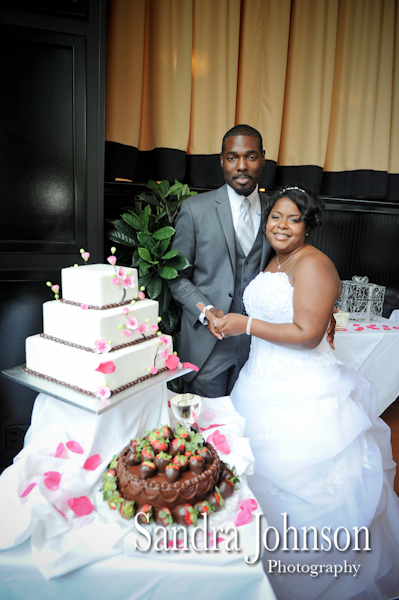 Best 310 Lakeside wedding photographer - Sandra Johnson (SJFoto.com)